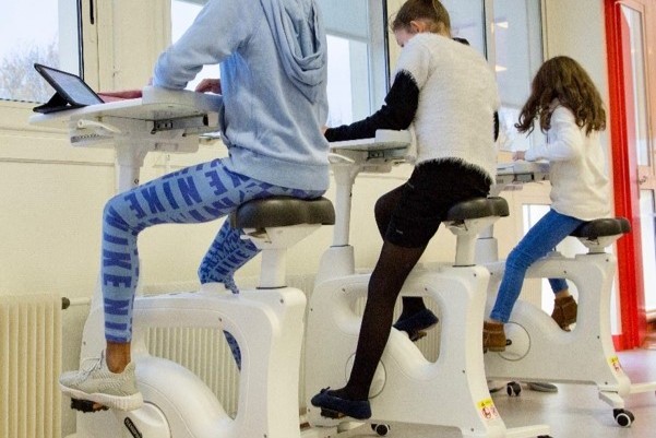BOUGER POUR MIEUX APPRENDRE : COMMENT LUTTER CONTRE LA SÉDENTARITÉ À L&rsquo;ÉCOLE